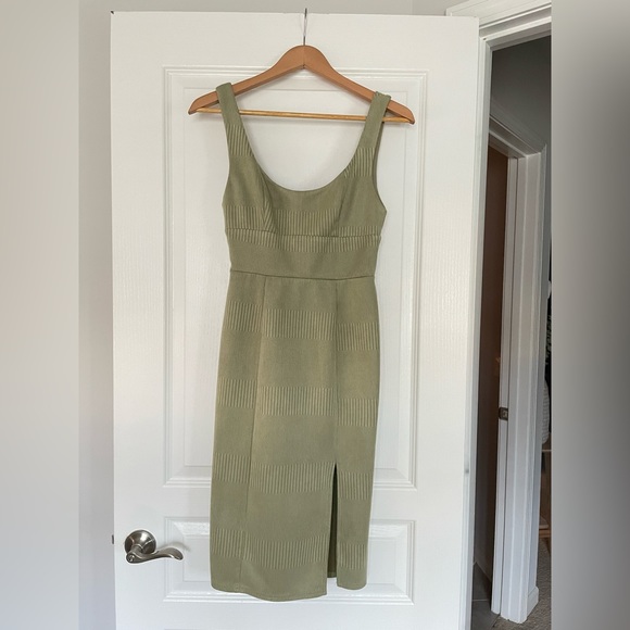 Hello Molly Give Me One More Minute Olive Midi Dress - Picture 2 of 11